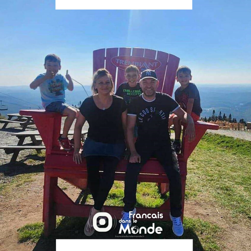 Lara Massin et sa famille traversent la période difficile de l'expatriation avec des problèmes d'immigration et de nombreux doutes